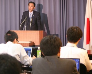 2013 0807 記者会見004